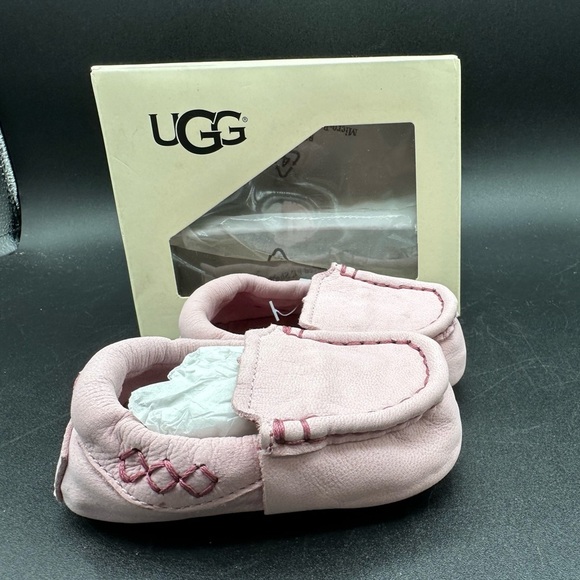 UGG Other - Infant UGG Sivia Pink Moccasin Leather 2/3 6-12 months